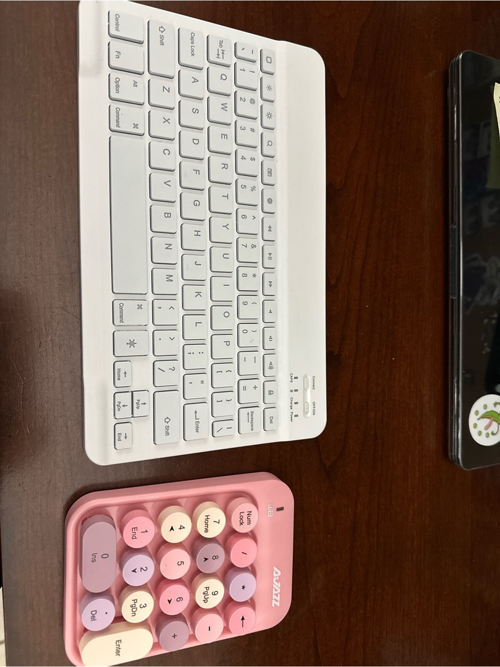 Pink Key Wireless Number Pad Creamy Sound & White Bluetooth Keyboard for iPads